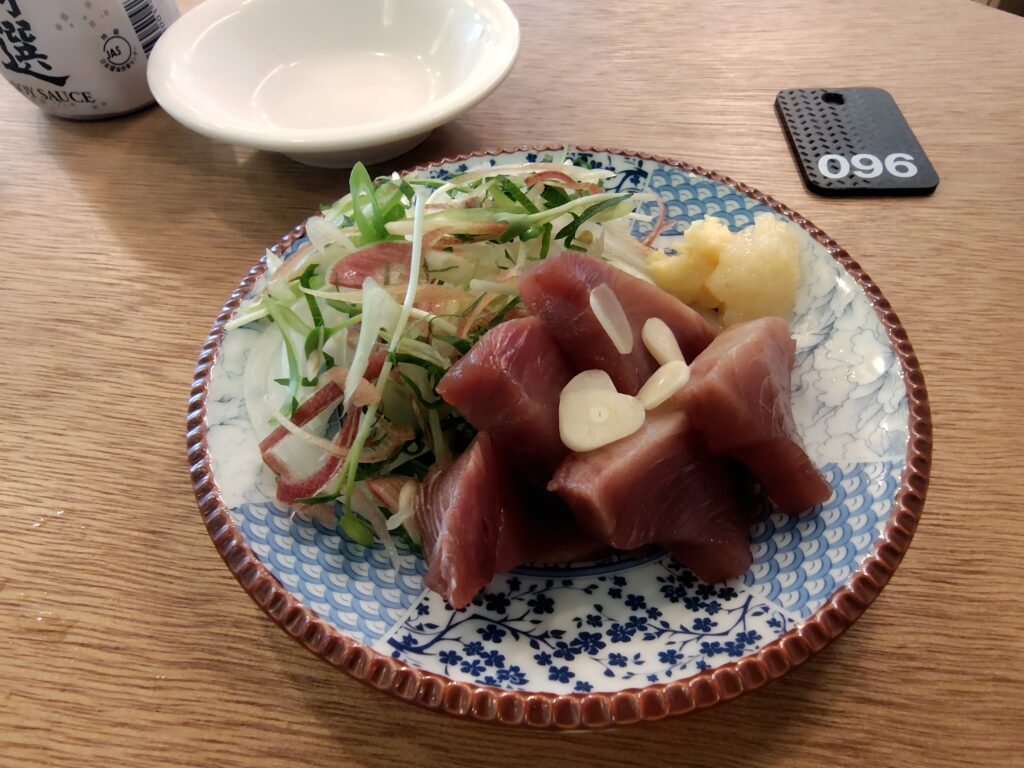 BTBカツオの刺身