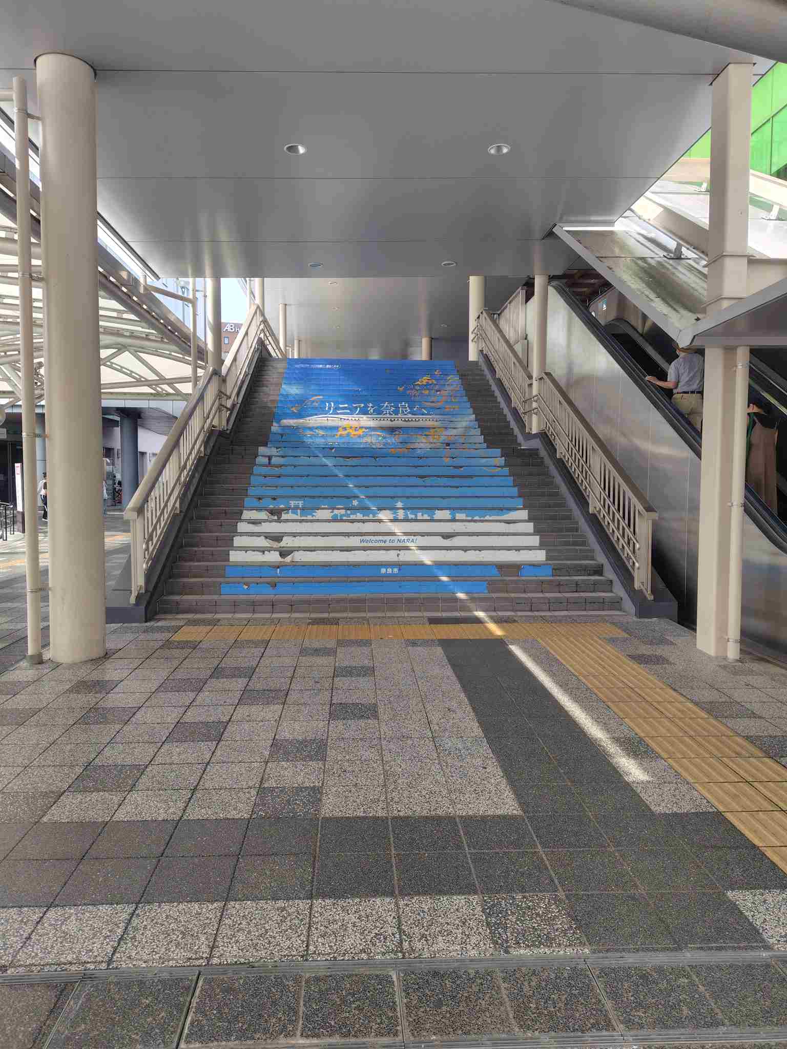 奈良駅階段