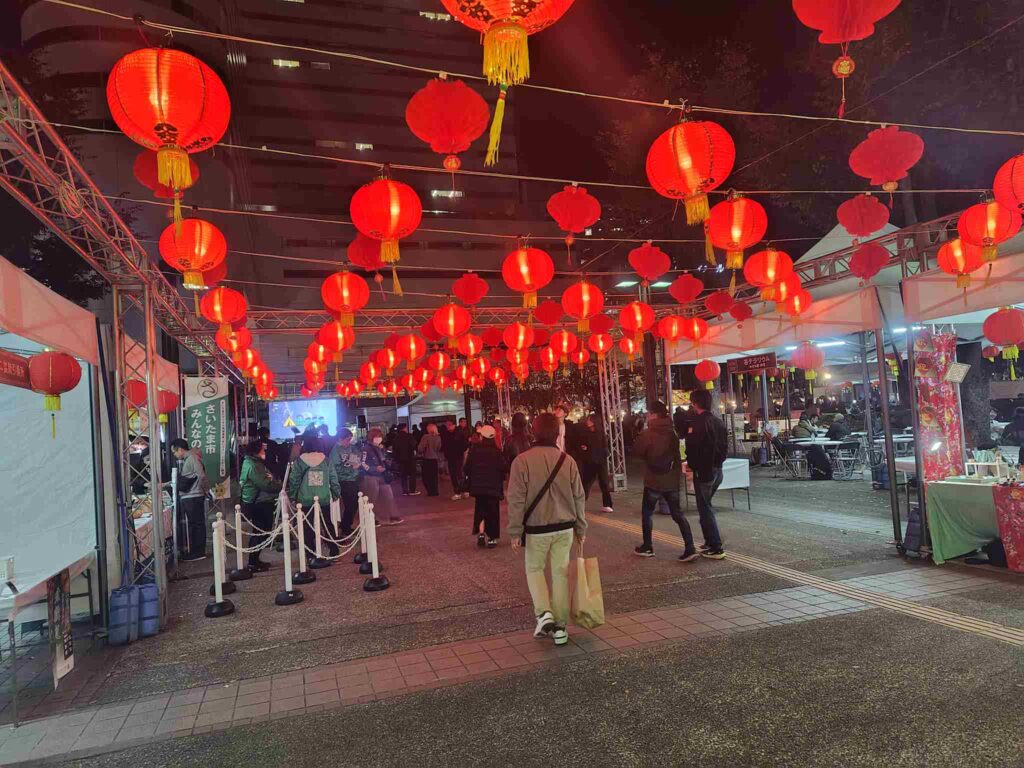 盆栽夜市会場画像