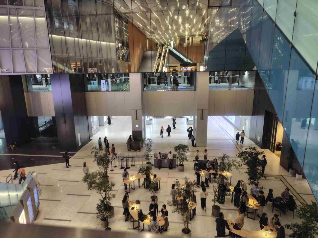 虎ノ門ヒルズ駅