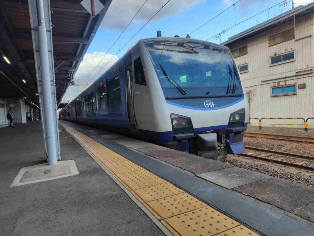 リゾートしらかみ青池