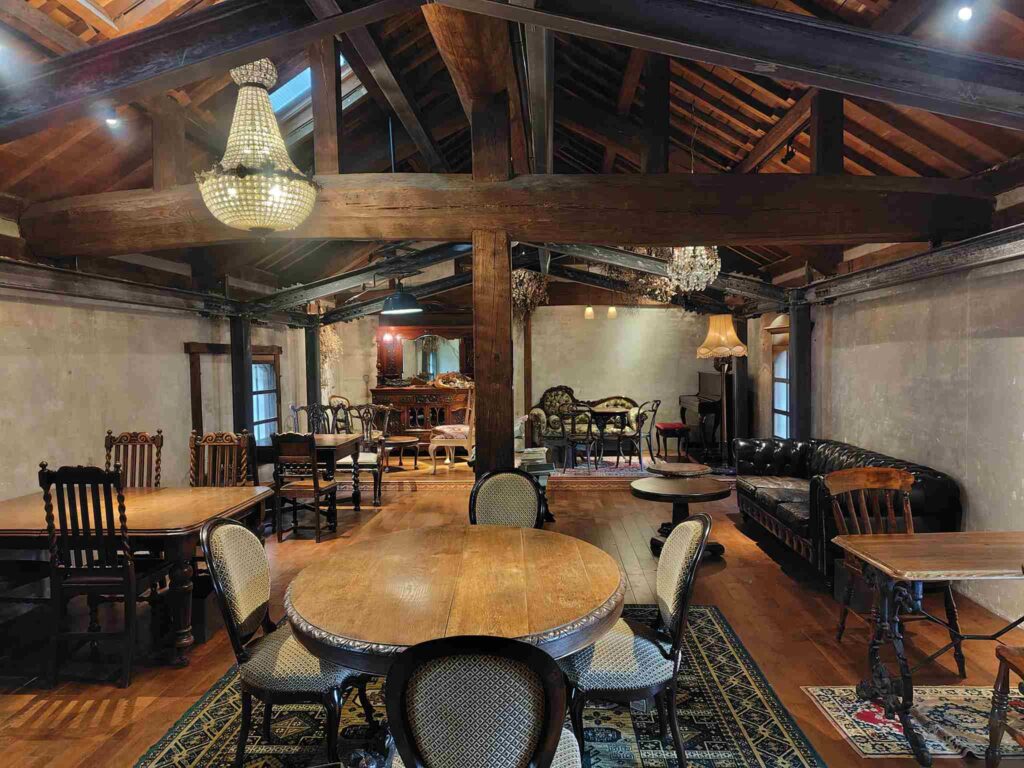 臥龍醸造テイスティングルーム