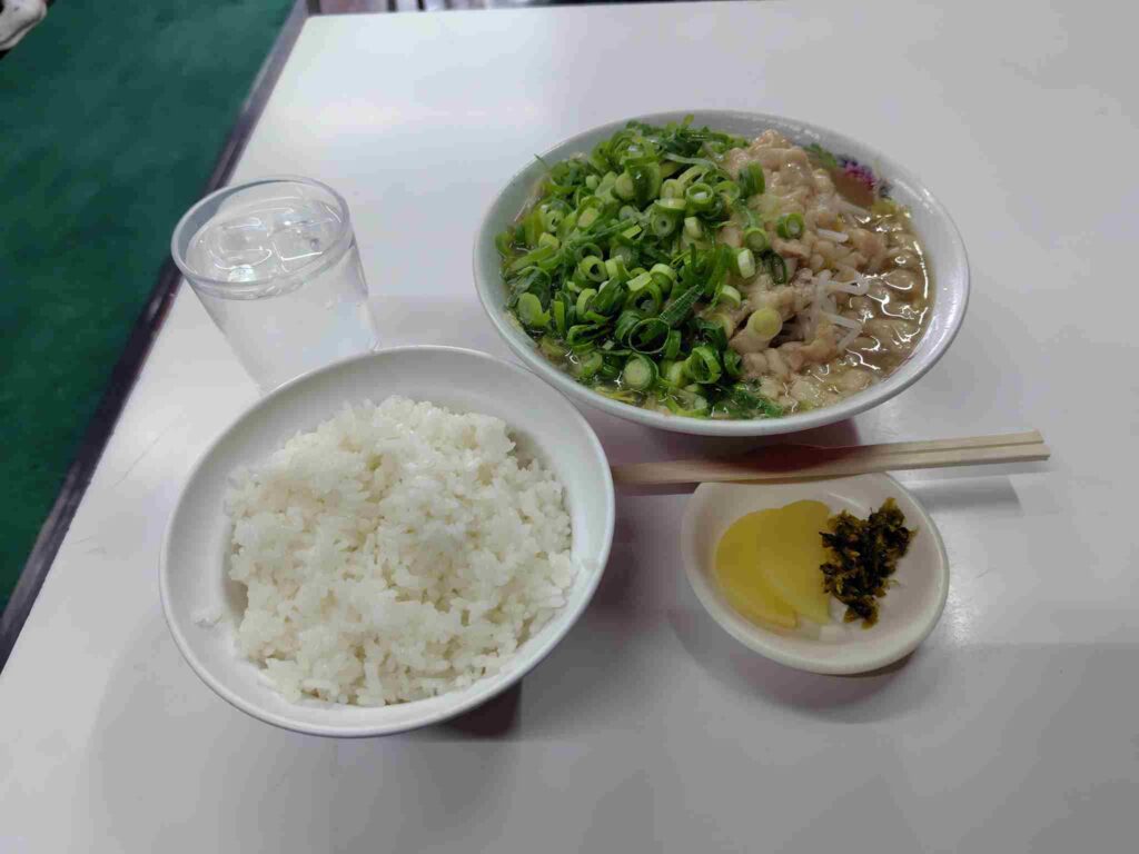 岩国寿栄広食堂ラーメン