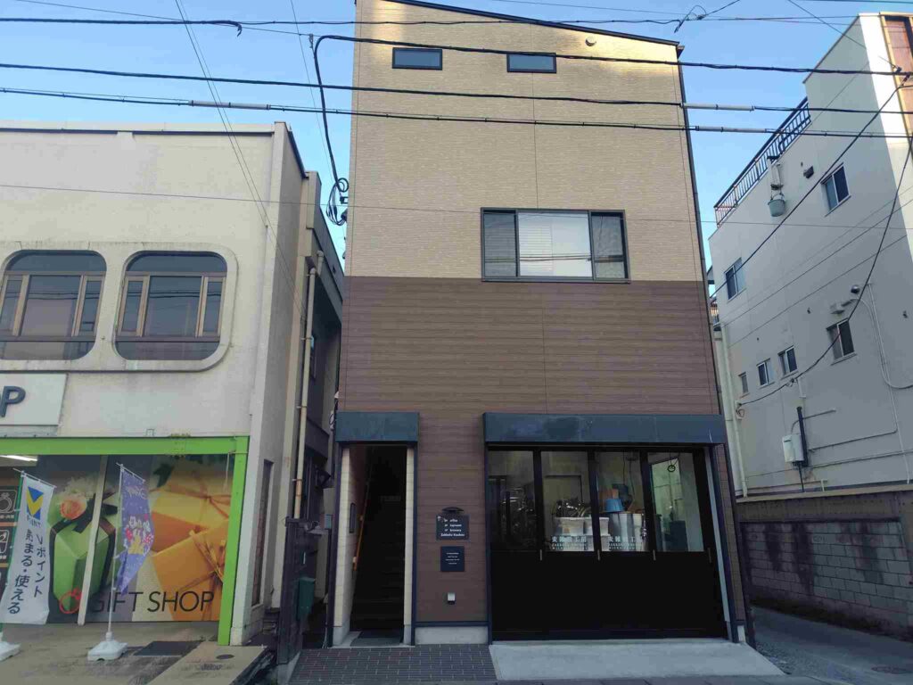 麦雑穀工房マイクロブルワリー外観1.