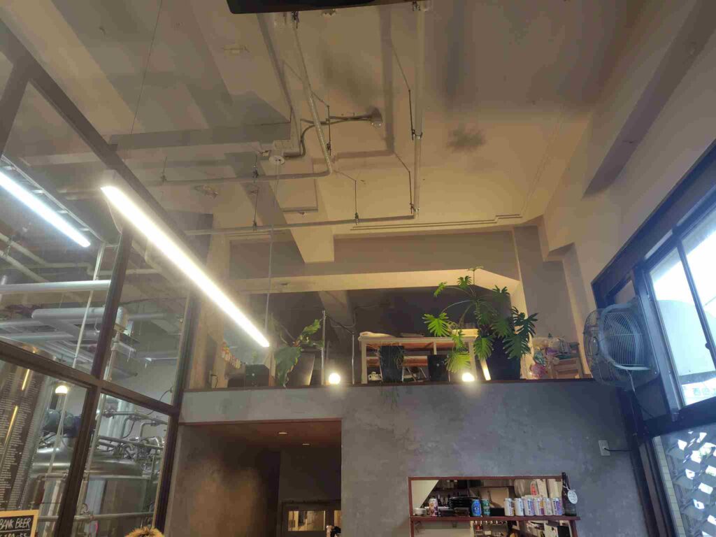 CRAFT_BANK_内装3
