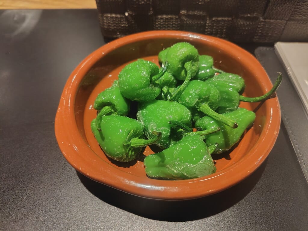 遠野パドロンの素揚げ